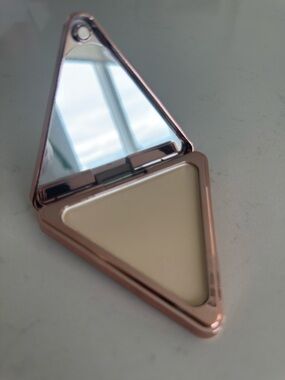 LYS TRIPLE FIX Translucent Setting Powder - NEW